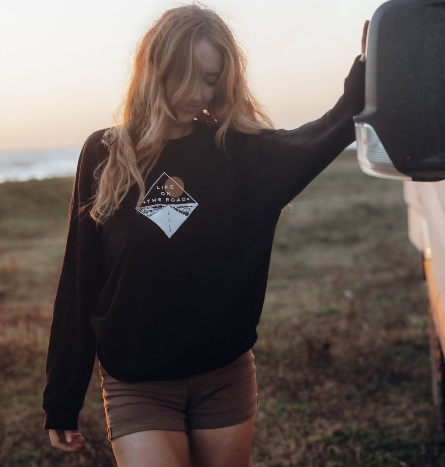 Women's Life on the Road Oversize Sweater in Dark