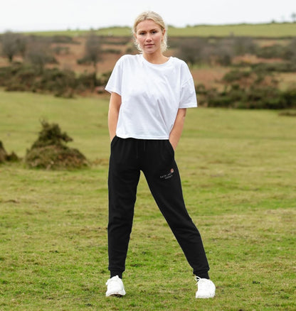 Women's Overlanding Sophia Joggers in Black